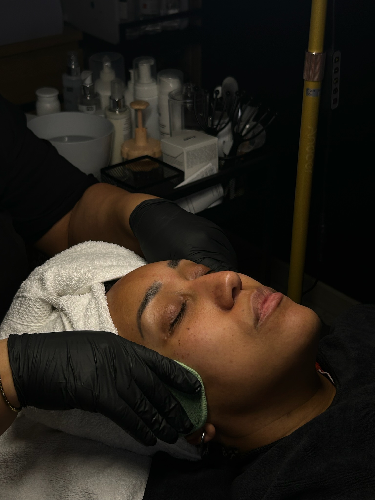 Hydrapeel — soin du visage réalisé à l'institut Skin by Krys à Pont-Sainte-Maxence (Oise)