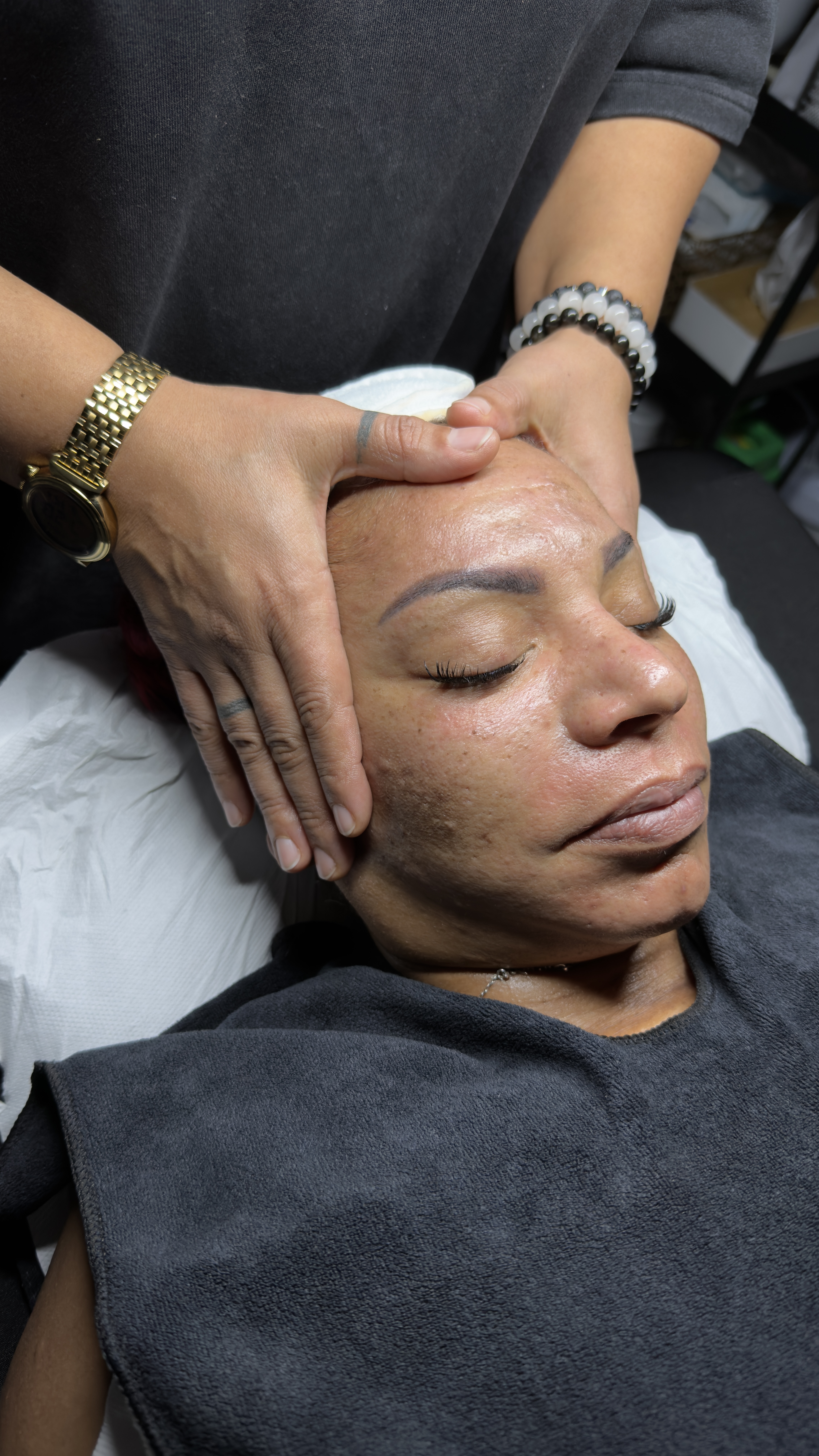 Peelings Coréens — soin du visage réalisé à l'institut Skin by Krys à Pont-Sainte-Maxence (Oise)